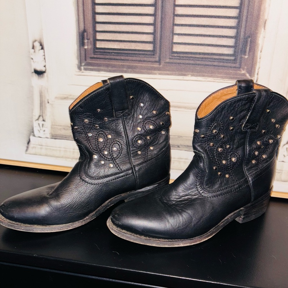Miz Mooz Cozumel ankle studded cowboy boot 6.5 - Picture 2 of 5